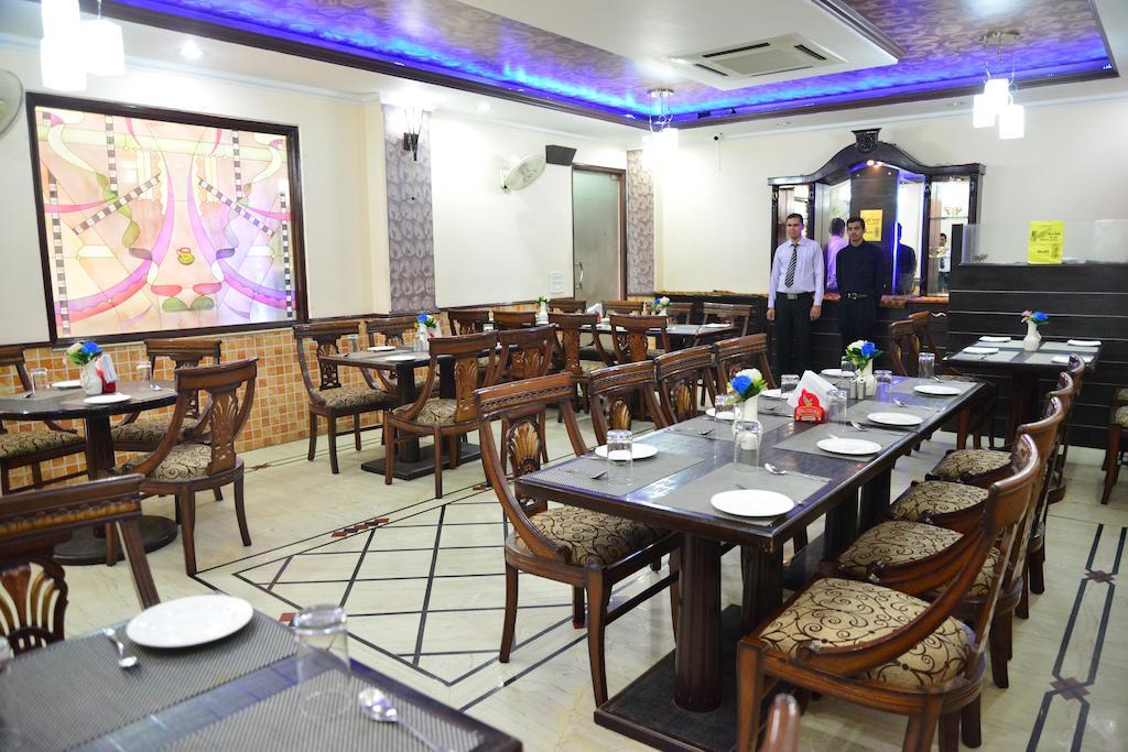 Hotel Maharaja Residency Jalandhar Esterno foto
