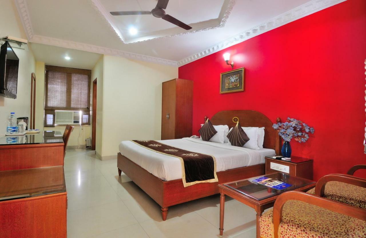 Hotel Maharaja Residency Jalandhar Esterno foto