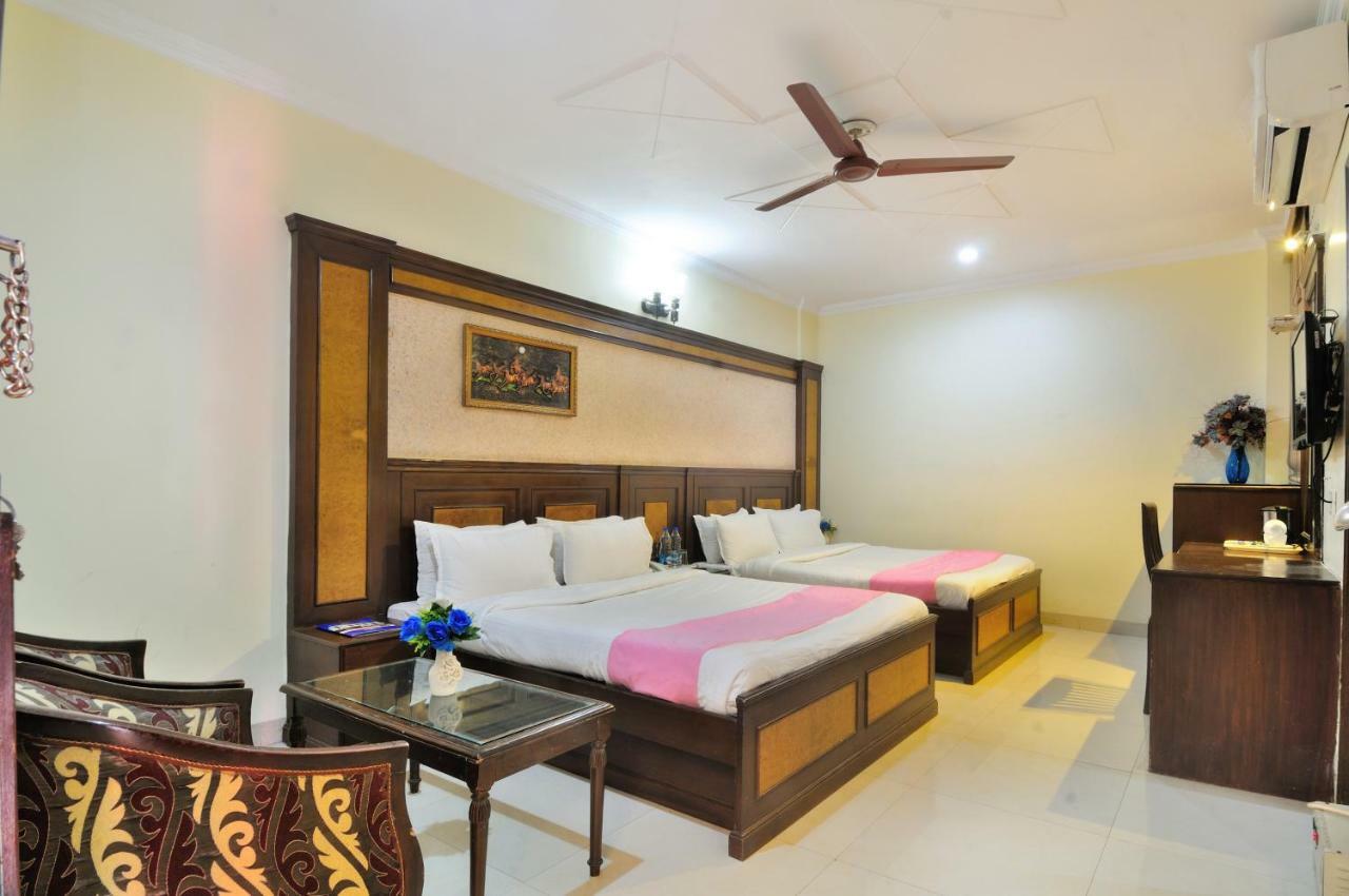 Hotel Maharaja Residency Jalandhar Esterno foto