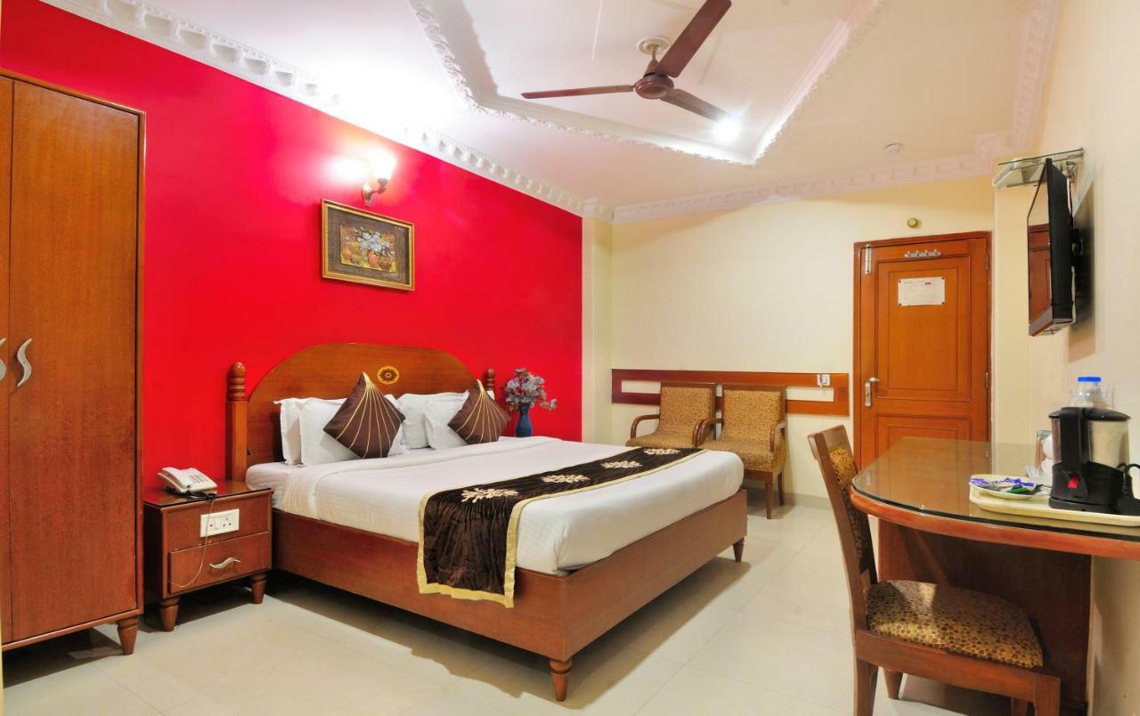 Hotel Maharaja Residency Jalandhar Esterno foto
